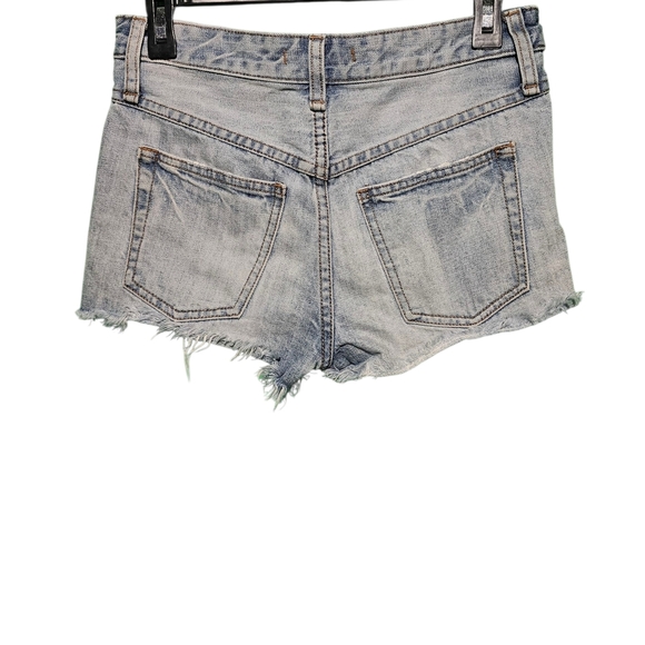 Free People Jean Shorts Size 25 Waist Excellent Condition - Picture 2 of 4